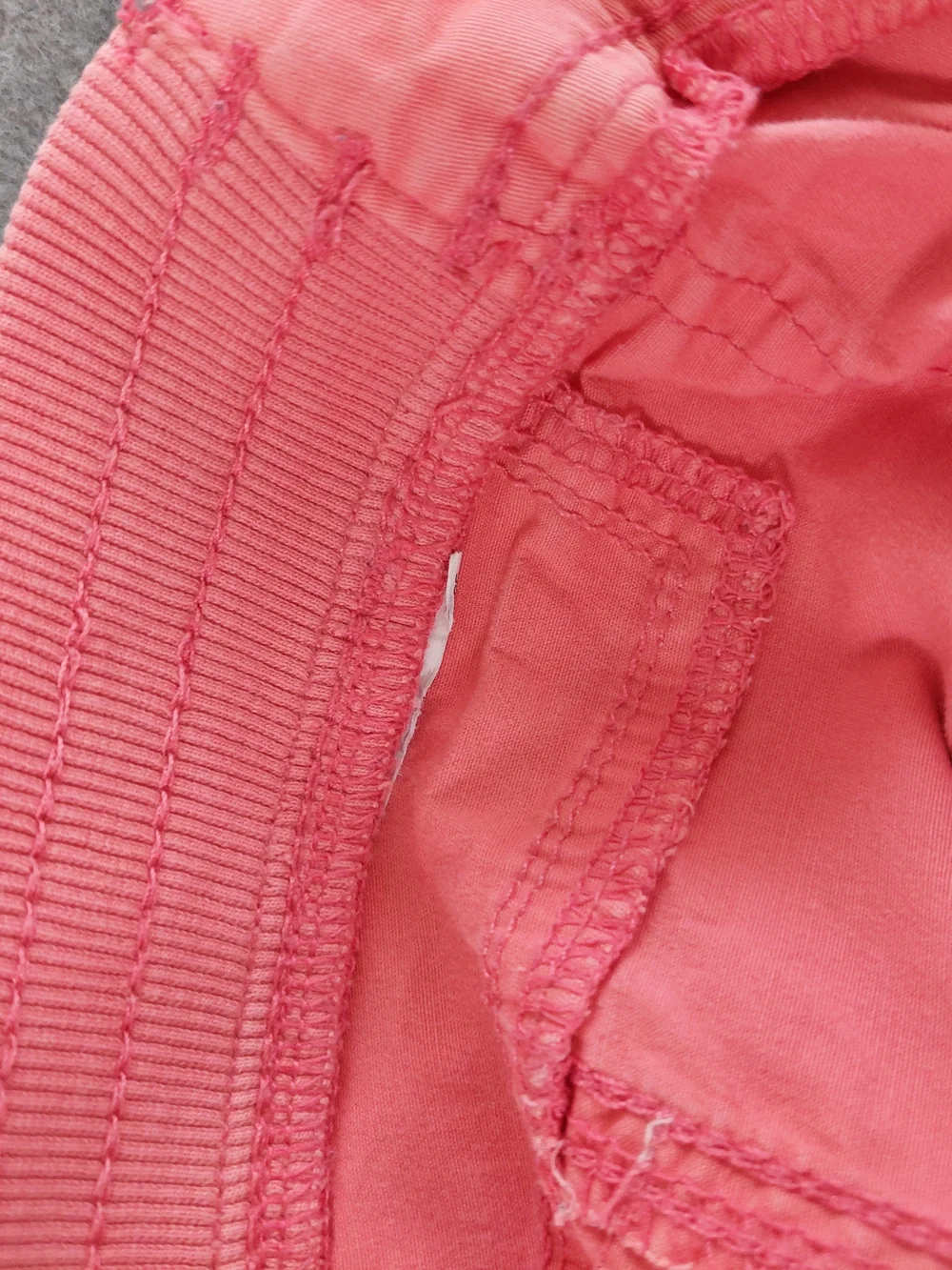 Lee Relaxed Fit Mid Rise Cargo Capri Pants Coral Pink Stretch Size 16 XL